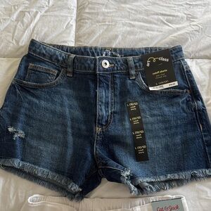 6 pairs of girls of Denim Shorts
